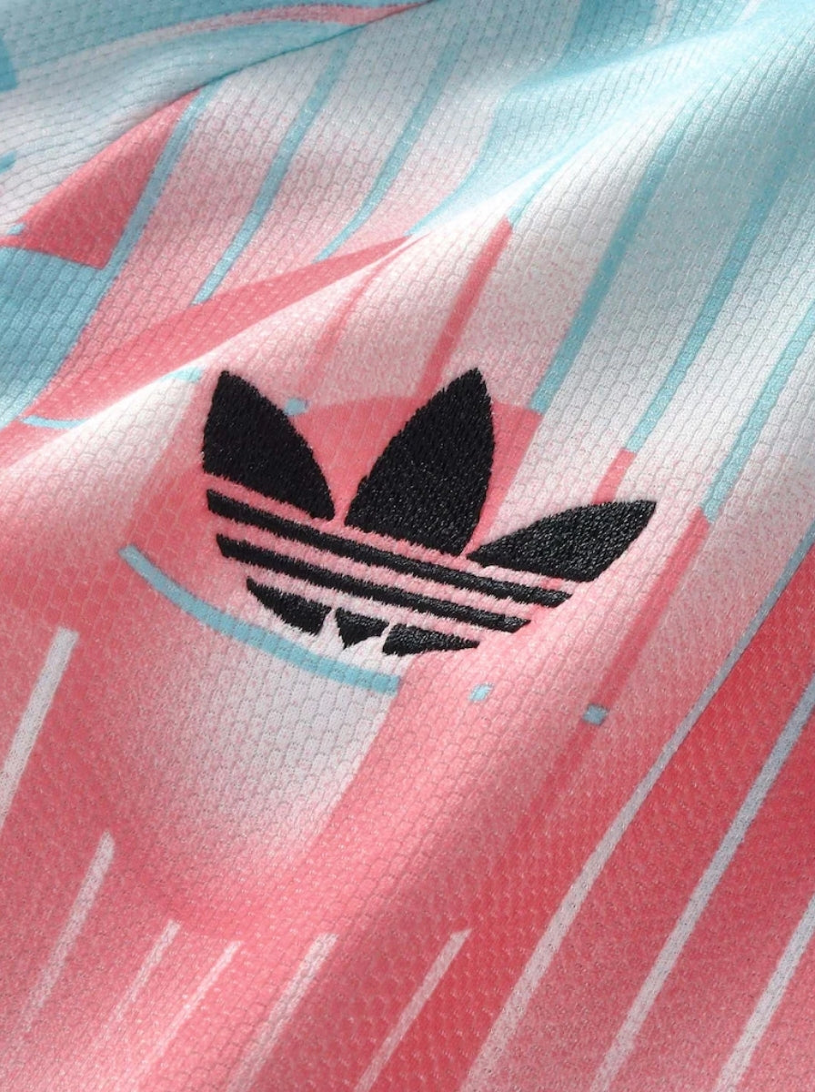 Family Kit Away 2026