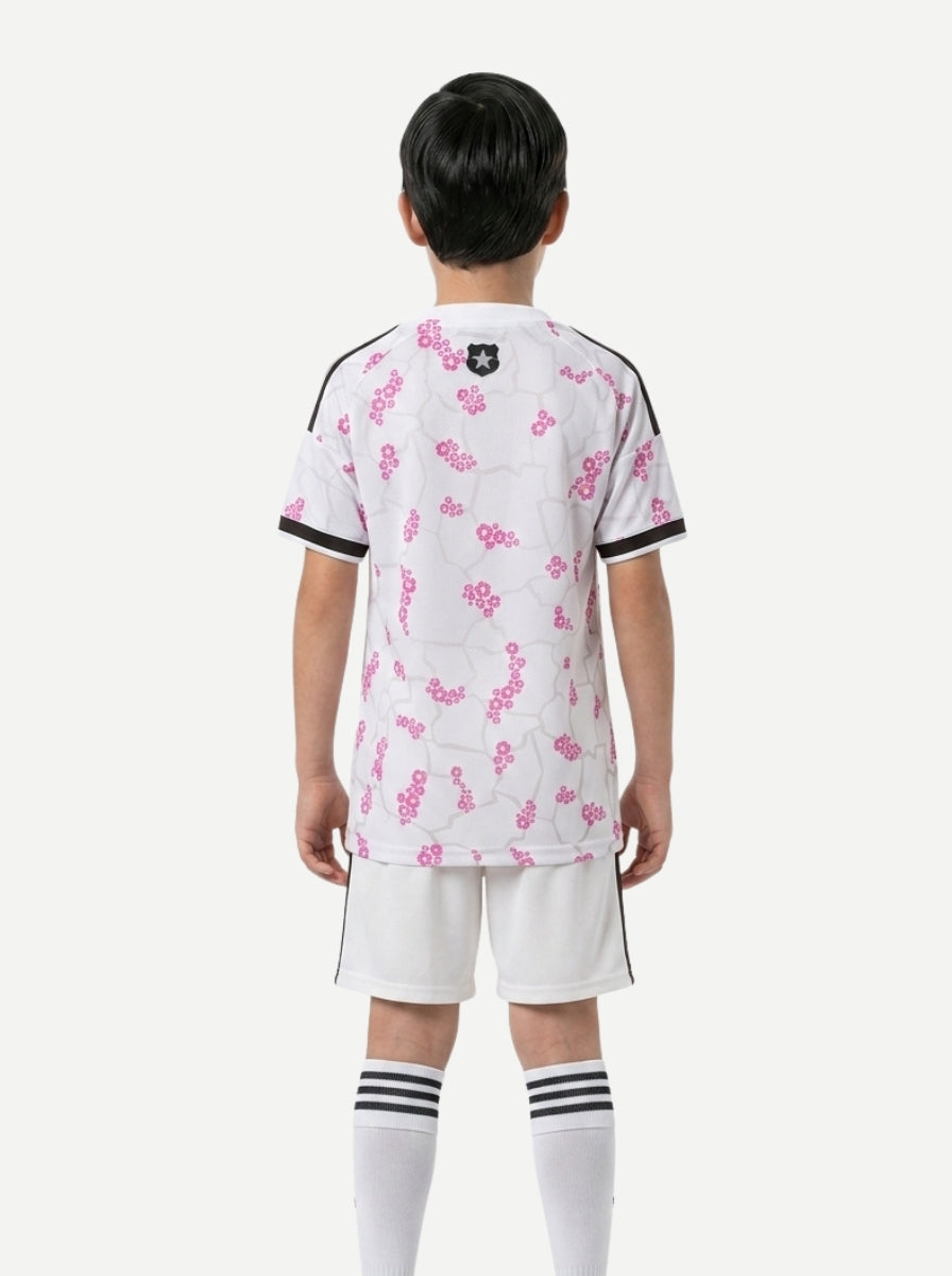 Kids Kit Away 2026