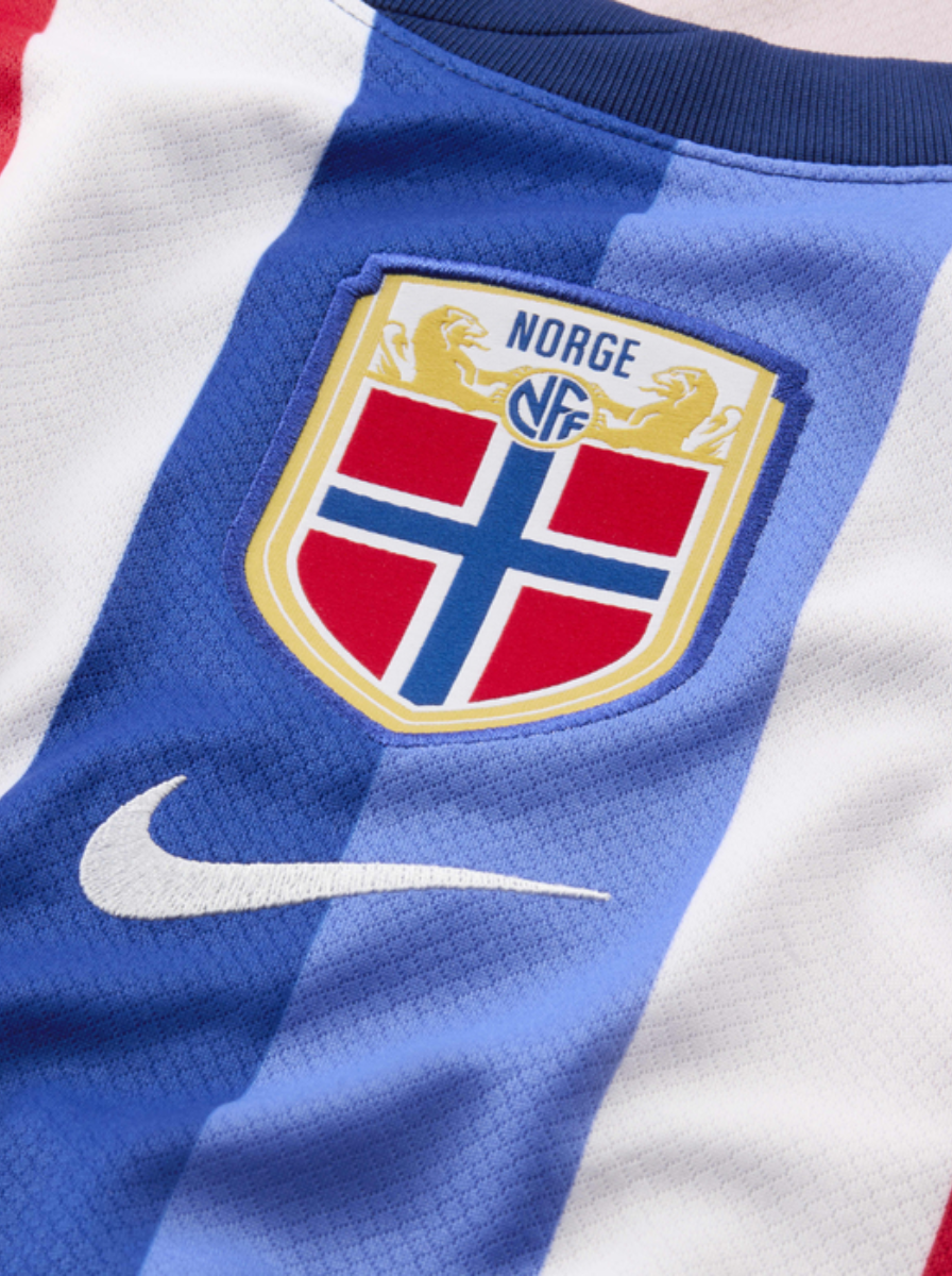 Jersey Retro Home 2024