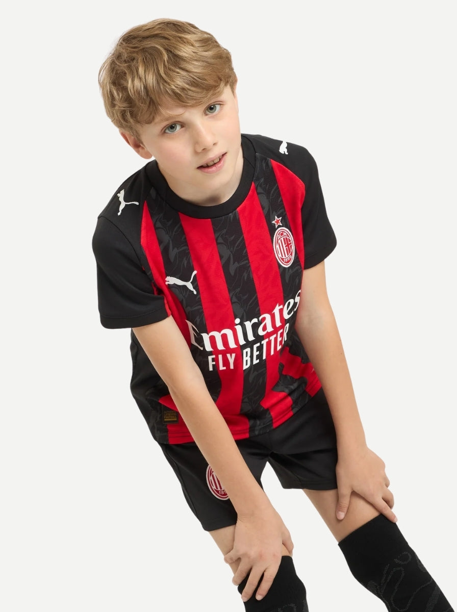 Kids Kit Home with Socks 25/26