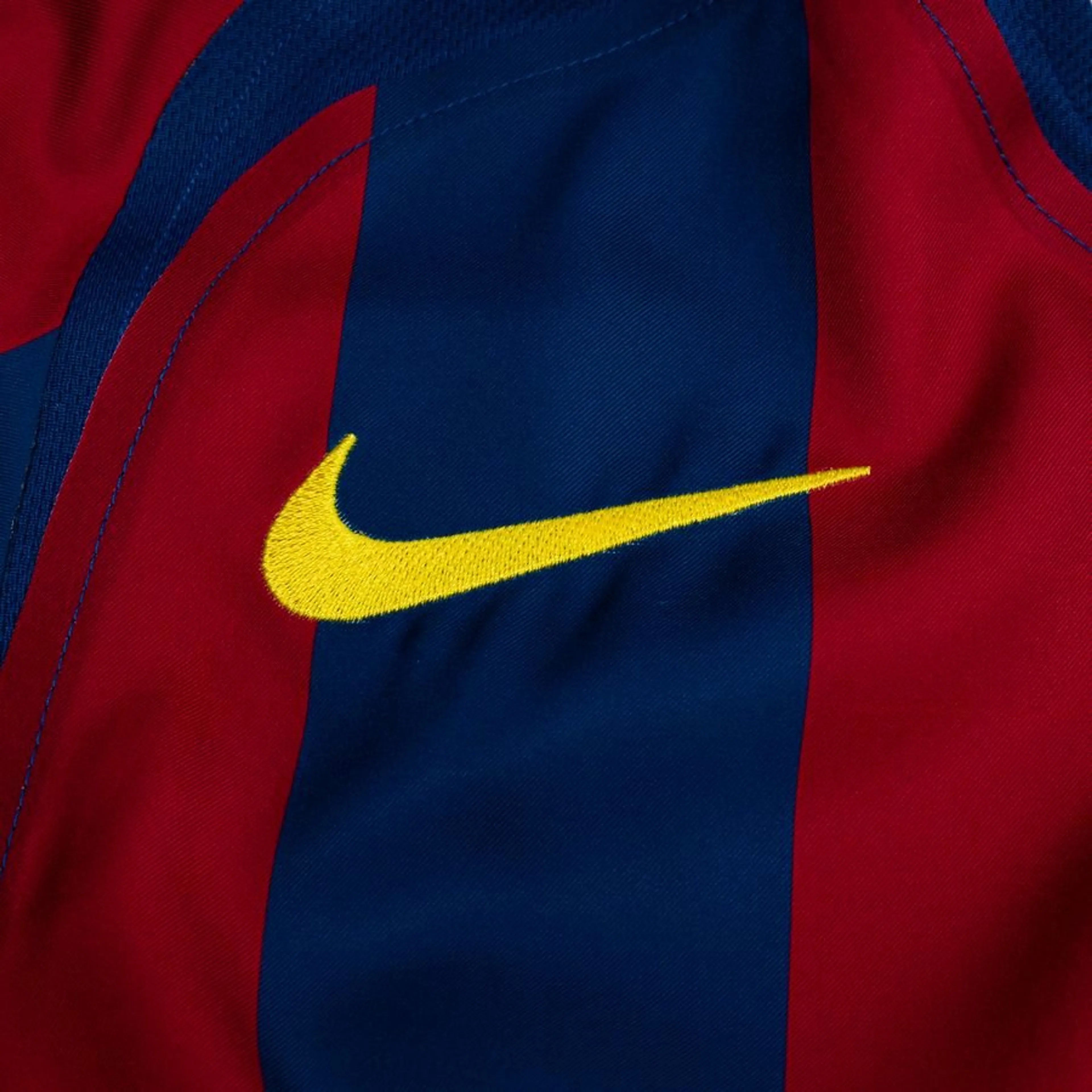 Jersey Relaunch Retro Home 2005