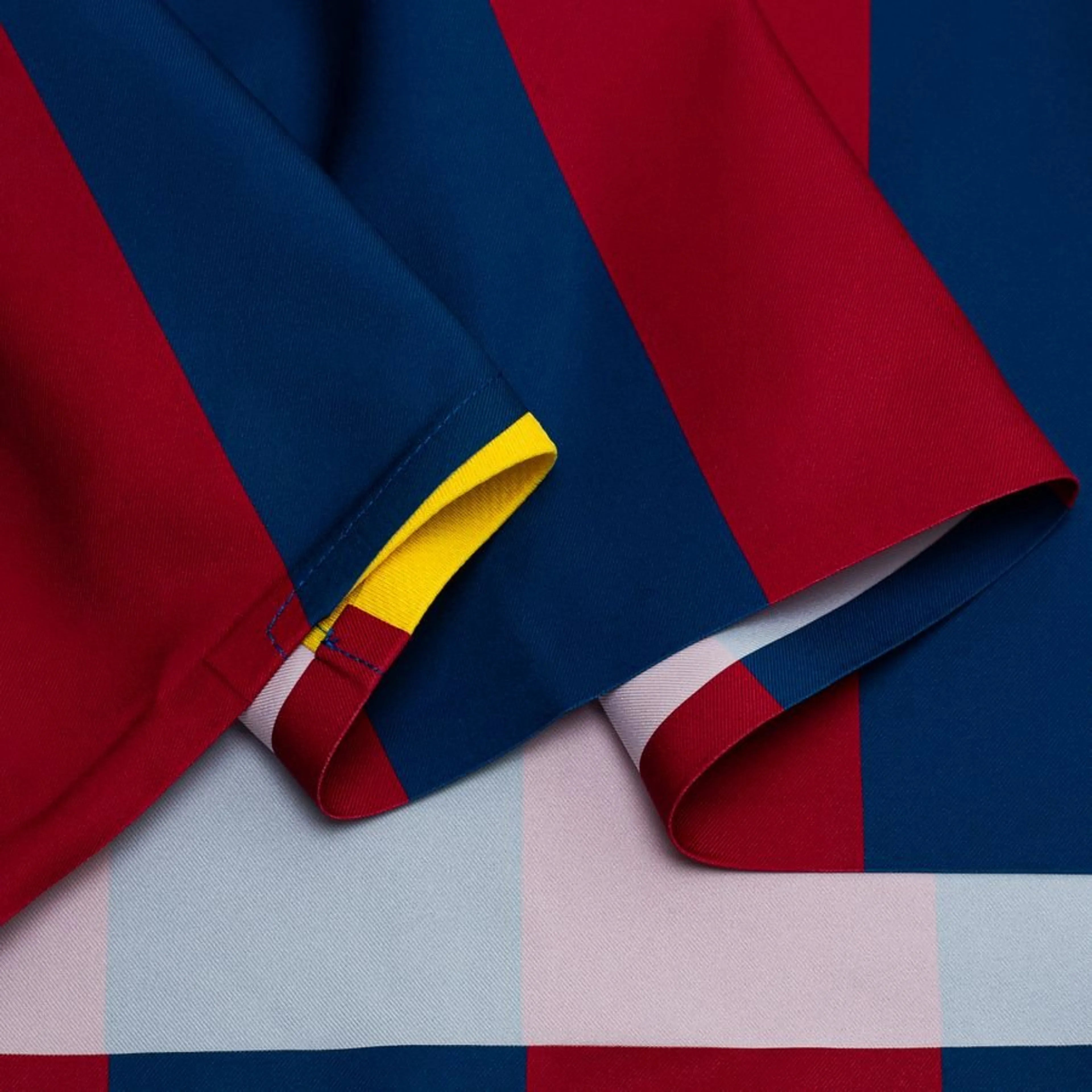 Jersey Relaunch Retro Home 2005