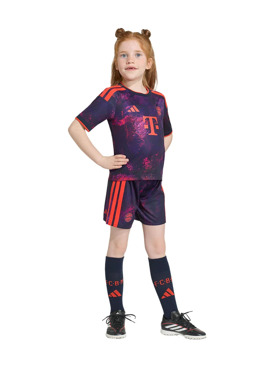Kids Kit Third 26/27