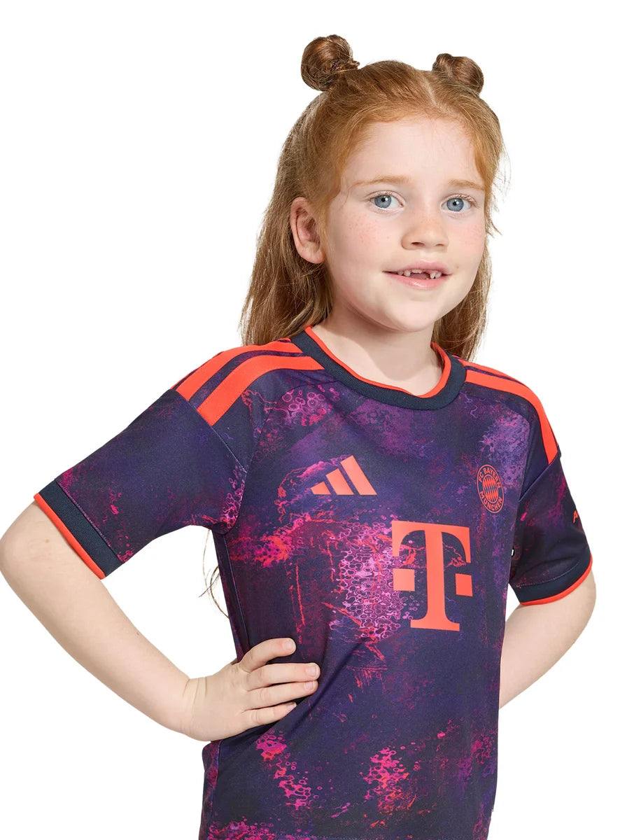 Kids Kit Third 26/27